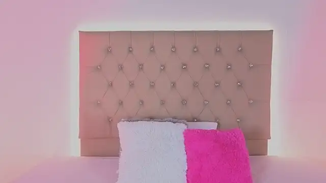 Zafiro  Brown online show from November 13, 11:36 am