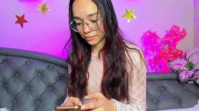 Dafne Mel online show from November 27, 9:59 pm