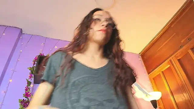 Dafne Mel online show from November 11, 12:33 pm