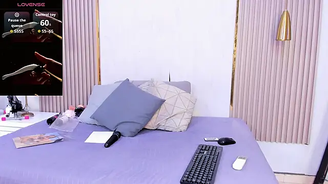 Snapshot of Skylar_Smith_ chatting on November 29, 12:38 pm Skylar Smith online show from November 29, 12:38 pm