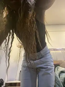Skylar Smith  online show from June 17, 11:31 am