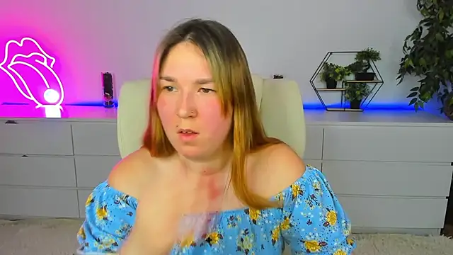 Sofii darling online show from February 1, 5:00 pm