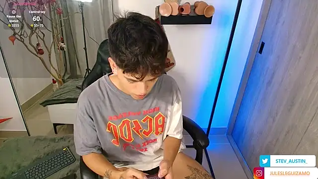 stev austin  online show from December 1, 11:05 pm