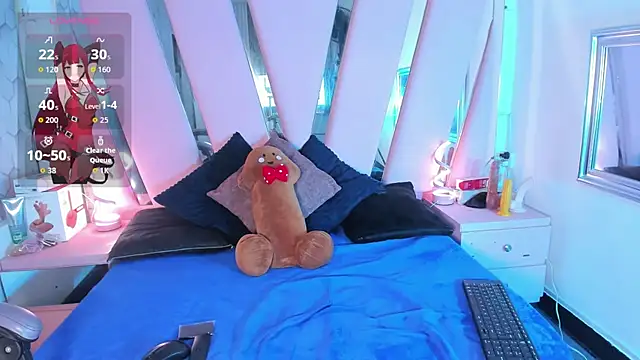 Viiolettlopez online show from October 16, 1:30 pm