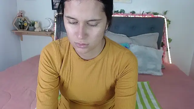 valentini villa online show from October 23, 8:18 pm