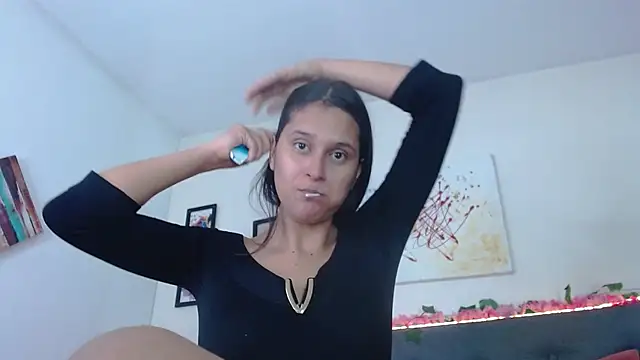 valentini villa online show from October 25, 7:36 pm