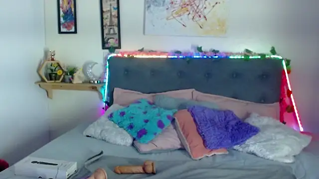 valentini villa online show from December 5, 7:12 pm