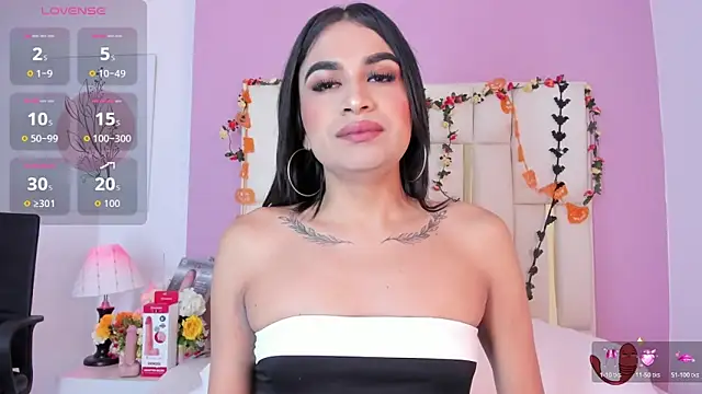 Snapshot of Silvana-Castro chatting on October 28, 11:20 am Silvana-Castro online show from October 28, 11:20 am