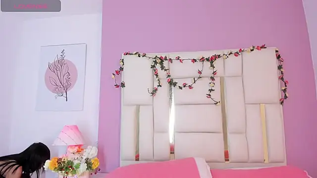 Snapshot of Silvana-Castro chatting on September 27, 11:16 am Silvana-Castro online show from September 27, 11:16 am