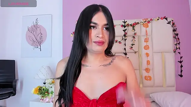 Snapshot of Silvana-Castro chatting on October 9, 11:11 am Silvana-Castro online show from October 9, 11:11 am