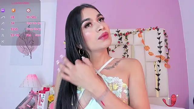 Snapshot of Silvana-Castro chatting on October 22, 11:53 am Silvana-Castro online show from October 22, 11:53 am