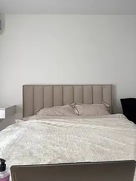 AmandaStoun online show from April 15, 9:37 am