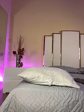 Snapshot of Alexandraa_Gomez chatting on September 11, 8:31 pm Alexandraa Gomez online show from September 11, 8:31 pm