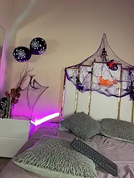 Snapshot of Alexandraa_Gomez chatting on October 24, 9:03 pm Alexandraa Gomez online show from October 24, 9:03 pm