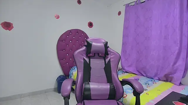 soffy rosses online show from December 22, 3:39 am