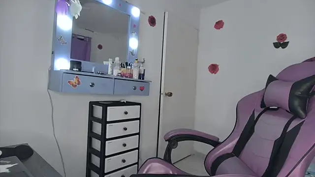 soffy rosses online show from May 2, 3:01 am