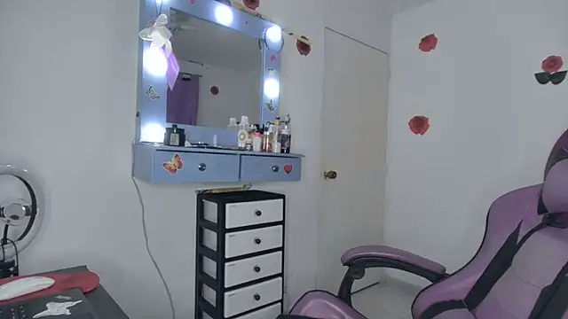 soffy rosses online show from March 15, 3:57 am