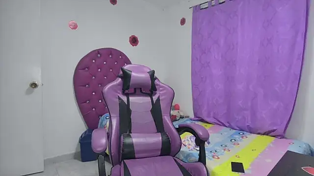 soffy rosses online show from December 19, 3:32 am