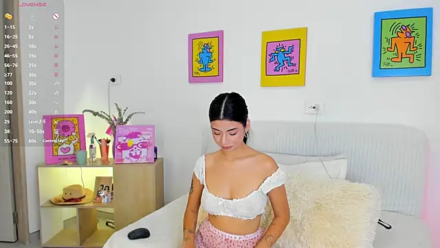 Snapshot of AprilAddams_ chatting on October 3, 8:54 pm AprilAddams  online show from October 3, 8:54 pm