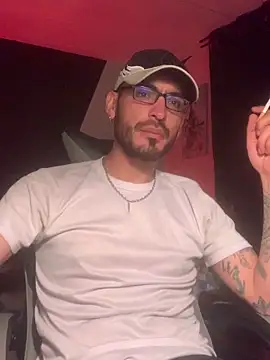 malek xarx  online show from December 14, 6:41 am