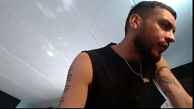 malek xarx  online show from November 7, 3:16 pm