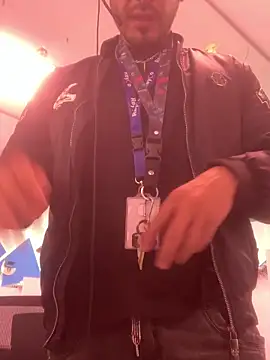 malek xarx  online show from December 1, 3:35 pm