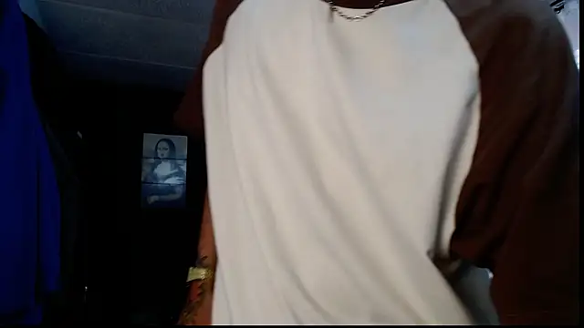 malek xarx  online show from November 3, 9:40 pm