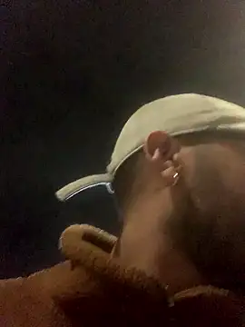 malek xarx  online show from January 11, 4:41 am