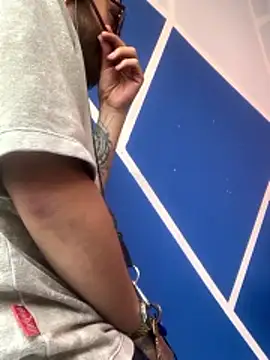 malek xarx  online show from January 14, 1:15 pm