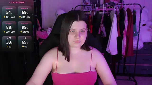 Snapshot of AmyVibess chatting on June 15, 7:13 pm AmyVibess online show from June 15, 7:13 pm