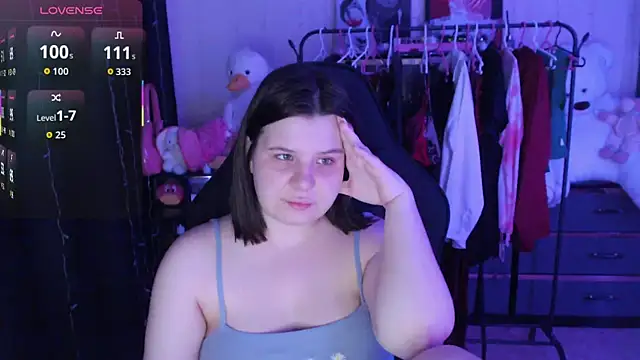 AmyVibess online show from May 23, 6:18 pm