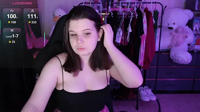 AmyVibess online show from March 26, 8:07 pm