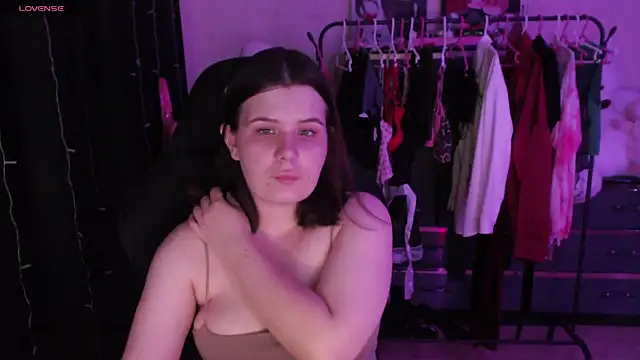 Snapshot of AmyVibess chatting on July 11, 6:08 pm AmyVibess online show from July 11, 6:08 pm