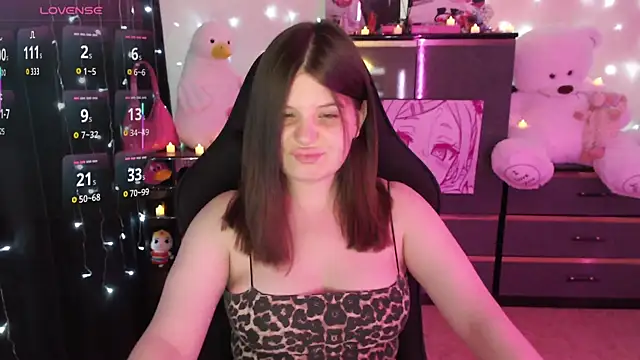 AmyVibess online show from October 9, 8:09 pm