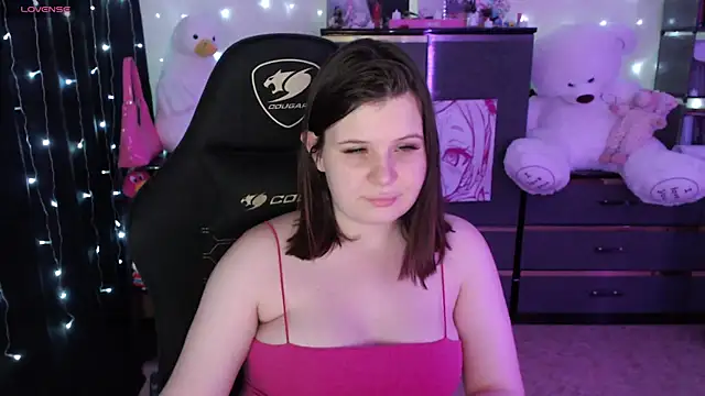 AmyVibess online show from December 2, 8:43 pm