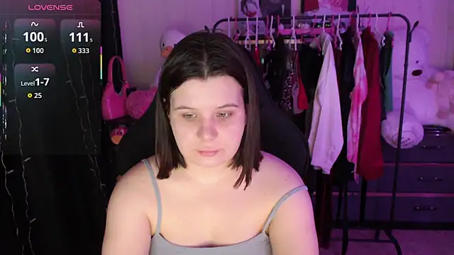 AmyVibess online show from April 26, 6:27 pm
