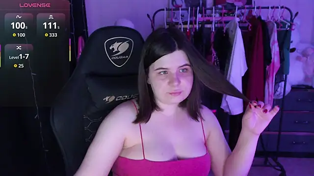 Snapshot of AmyVibess chatting on June 23, 6:06 pm AmyVibess online show from June 23, 6:06 pm