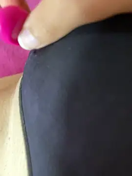 Esmeralda-berrys online show from April 5, 4:02 pm