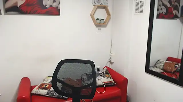 DIVAX MONSERRAT online show from January 16, 11:09 pm