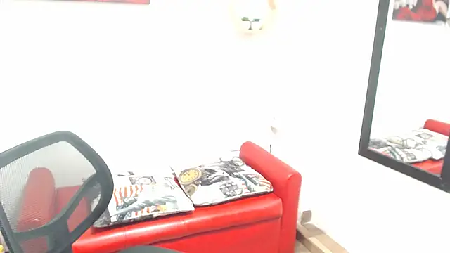 Snapshot of DIVAX_MONSERRAT chatting on November 25, 6:41 pm DIVAX MONSERRAT online show from November 25, 6:41 pm