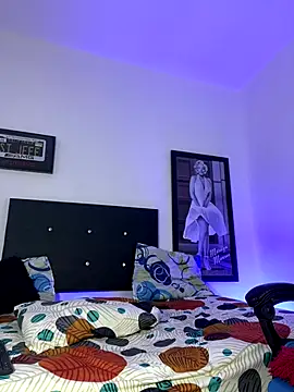 Snapshot of Luke_Stone chatting on November 2, 7:08 pm Luke Stone online show from November 2, 7:08 pm