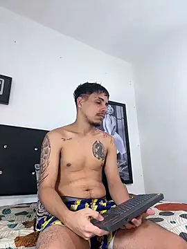 Luke Stone online show from March 1, 7:14 pm