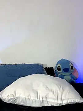 Snapshot of Luke_Stone chatting on September 18, 2:47 am Luke Stone online show from September 18, 2:47 am