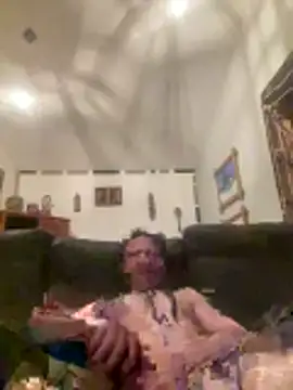 Snapshot of chaleureuxdesdames chatting on March 5, 5:26 am chaleureuxdesdames online show from March 5, 5:26 am