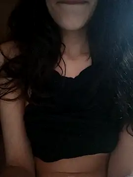 agusttt2667 online show from May 7, 4:39 am