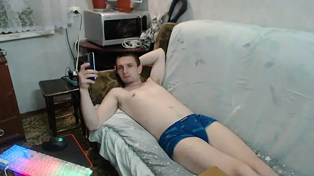 Alexilon online show from March 27, 9:05 pm