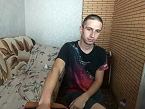 Snapshot of Alexilon chatting on September 27, 10:21 am Alexilon online show from September 27, 10:21 am