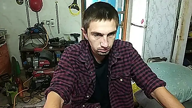 Snapshot of Alexilon chatting on September 12, 9:31 am Alexilon online show from September 12, 9:31 am