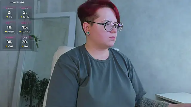 Michelle Wilsson online show from November 4, 8:07 am