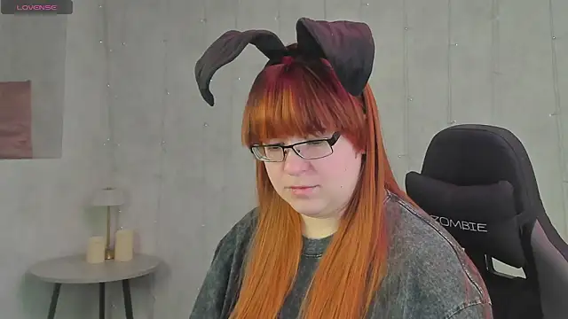 Michelle Wilsson online show from April 2, 7:48 am